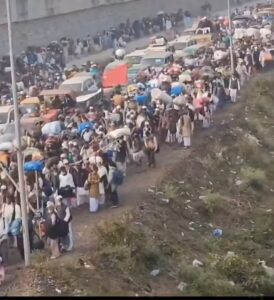 CM के बयान के बाद बांग्लादेशी क्यों छोड़ रहे हैं इलाका